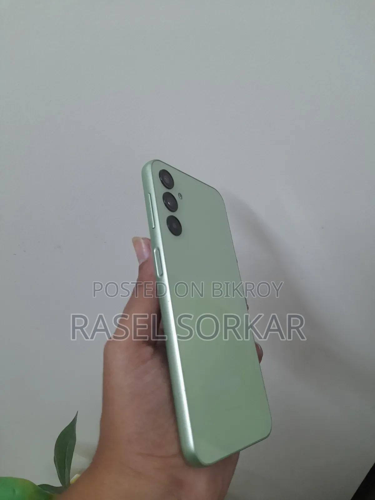স্যামসাং গ্যালাক্সি এ২৪ ১২৮ জিবি সাদা
