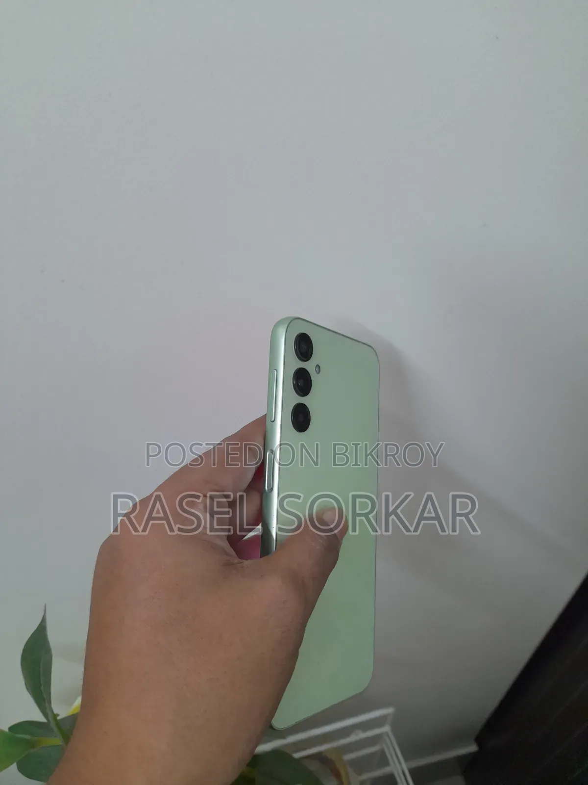 স্যামসাং গ্যালাক্সি এ২৪ ১২৮ জিবি সাদা