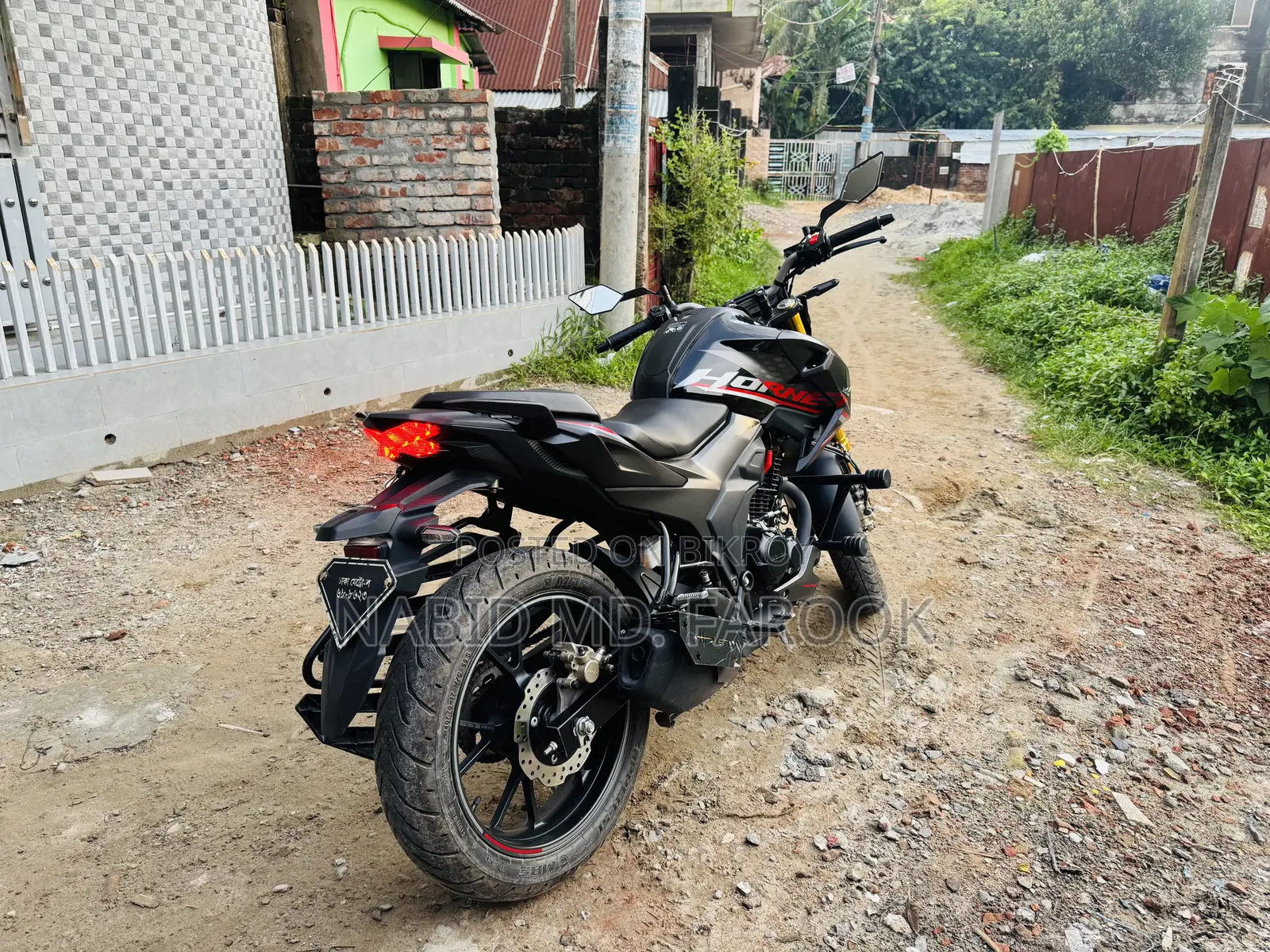 Honda Hornet 2.0 2025 Black