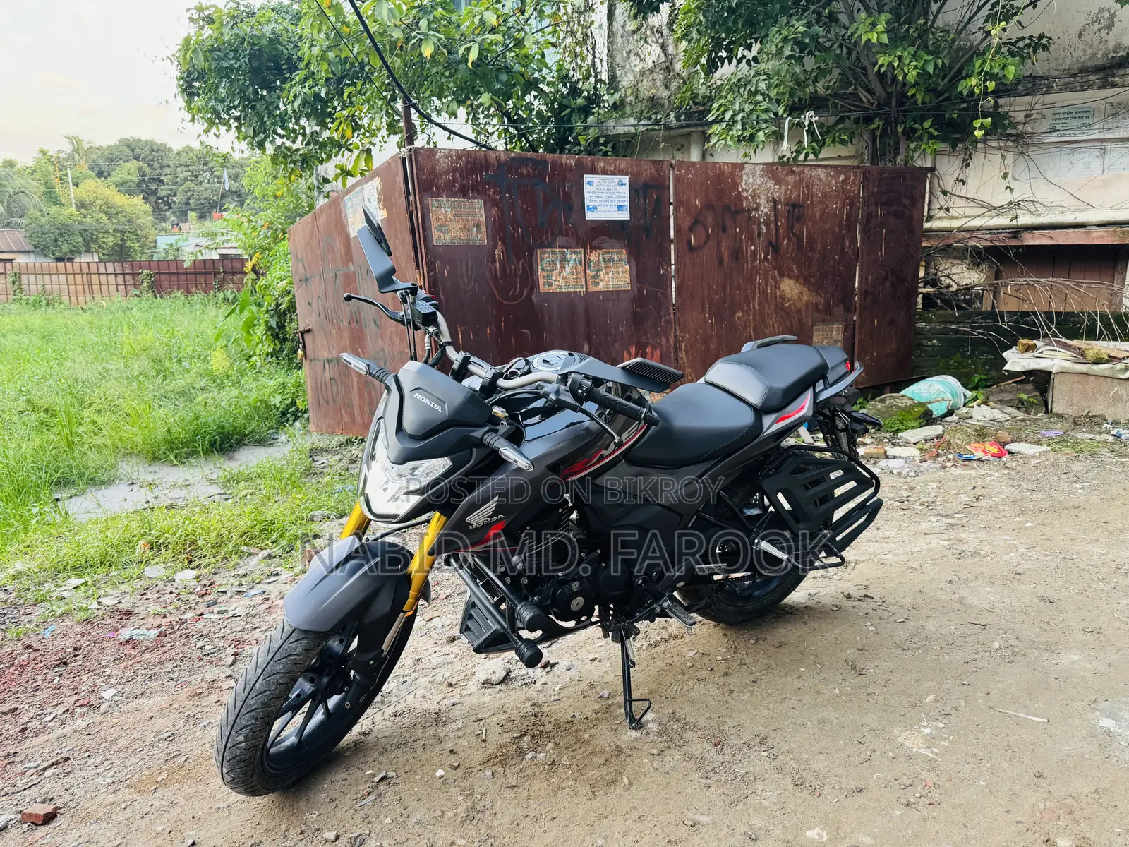 Honda Hornet 2.0 2025 Black