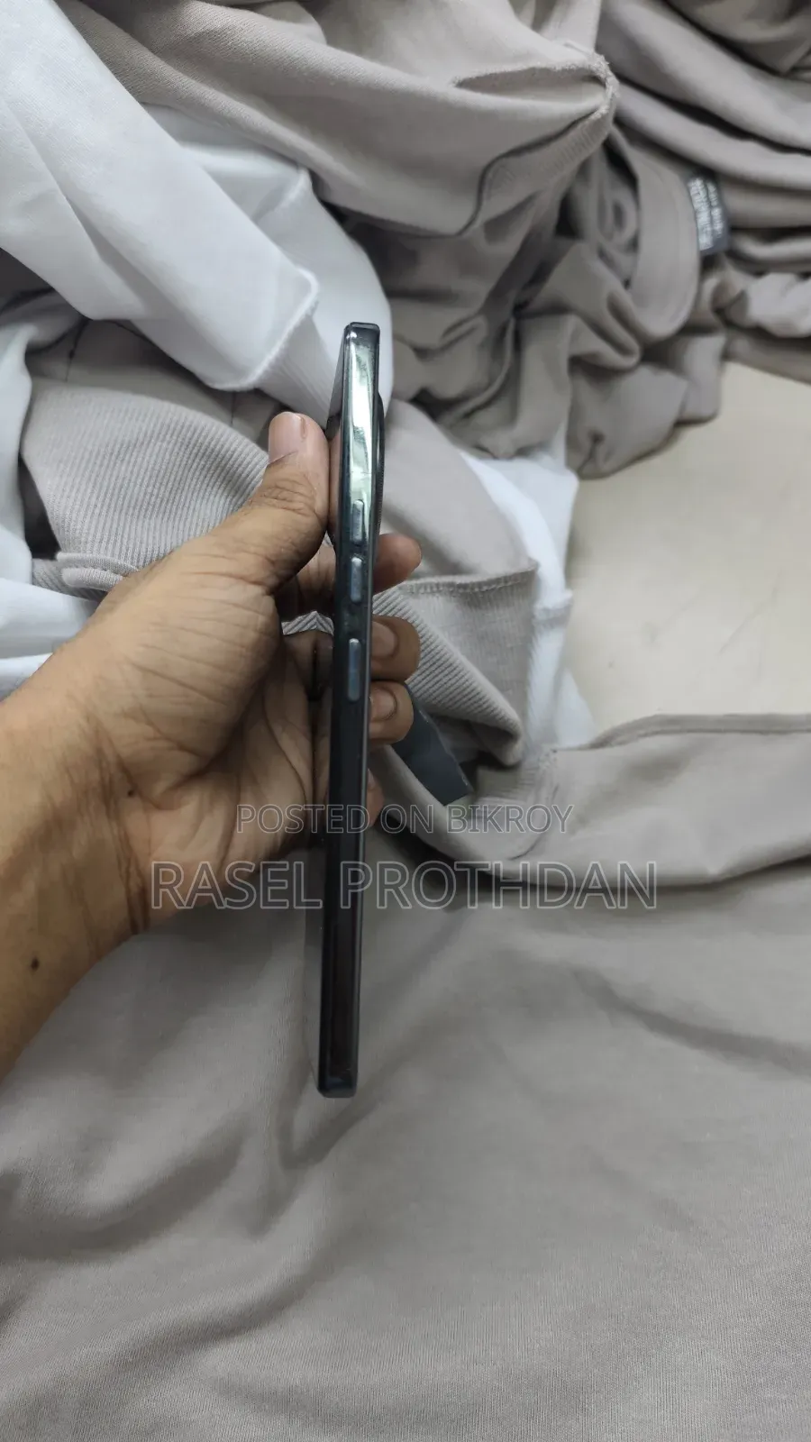 টেকনো ক্যামন ৩০ ২৫৬ জিবি ব্ল্যাক