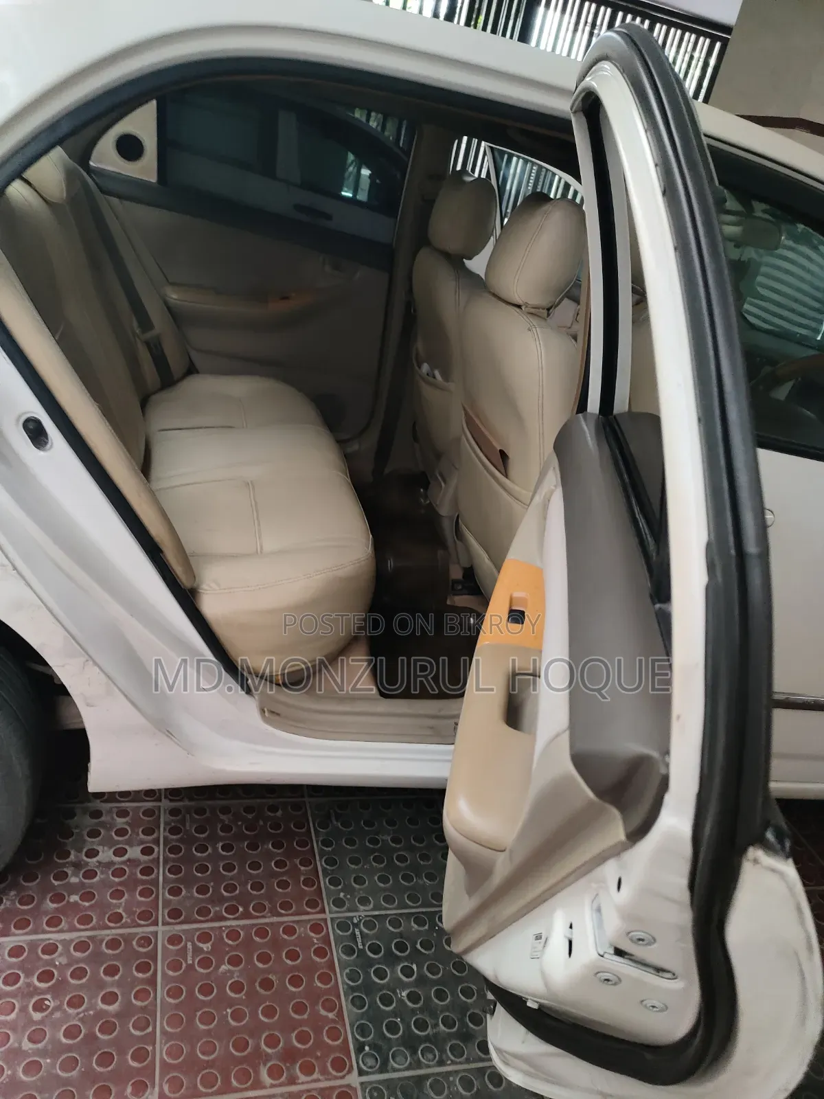 Toyota Corolla 2005 White