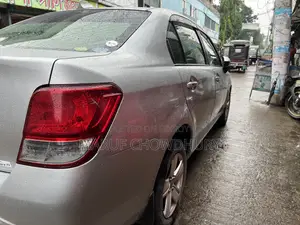 Toyota Axio 2012 Silver