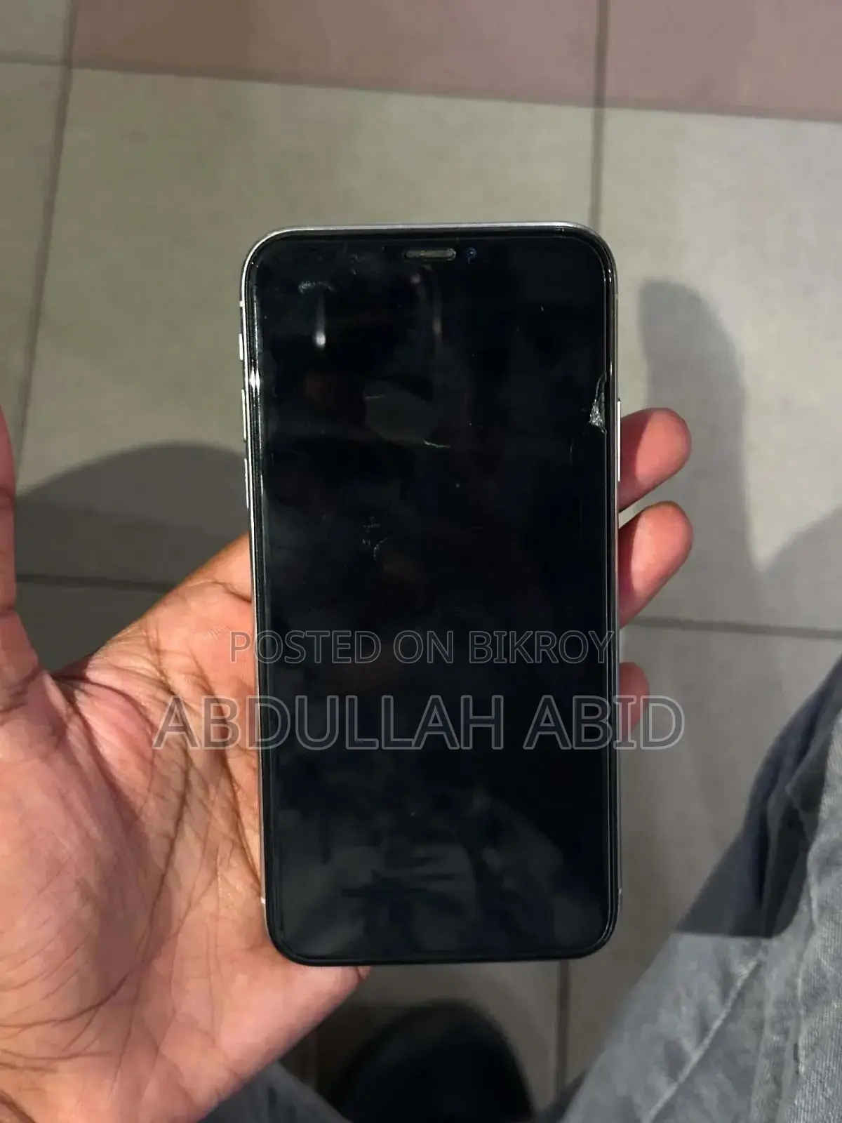অ্যাপল আইফোন এক্স ২৫৬ জিবি সাদা