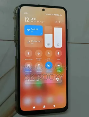 রিয়েলমি ১০এস ১২৮ জিবি ব্ল্যাক