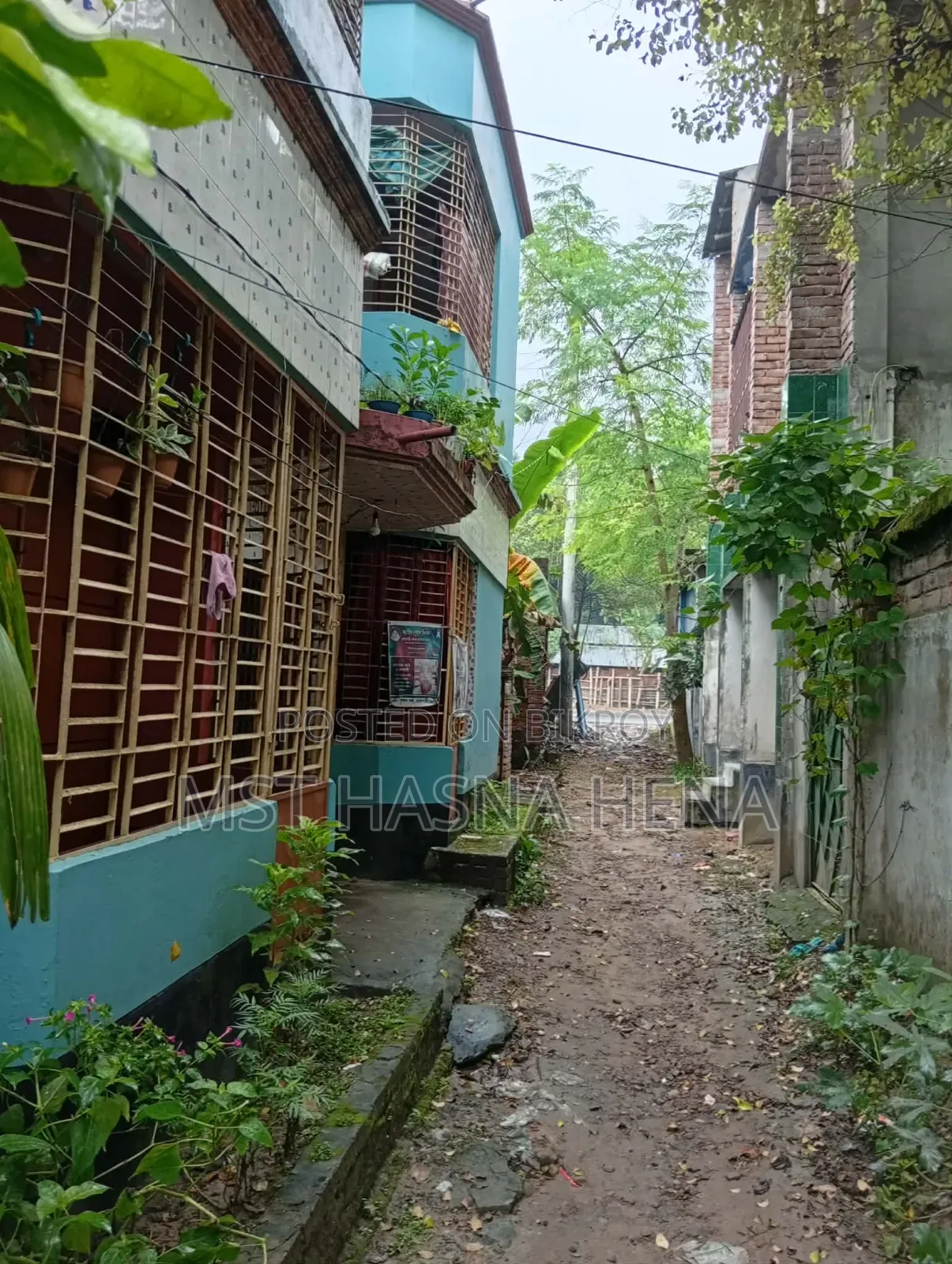 7 Bedroom House in Setubandhan, Puthia for Sale