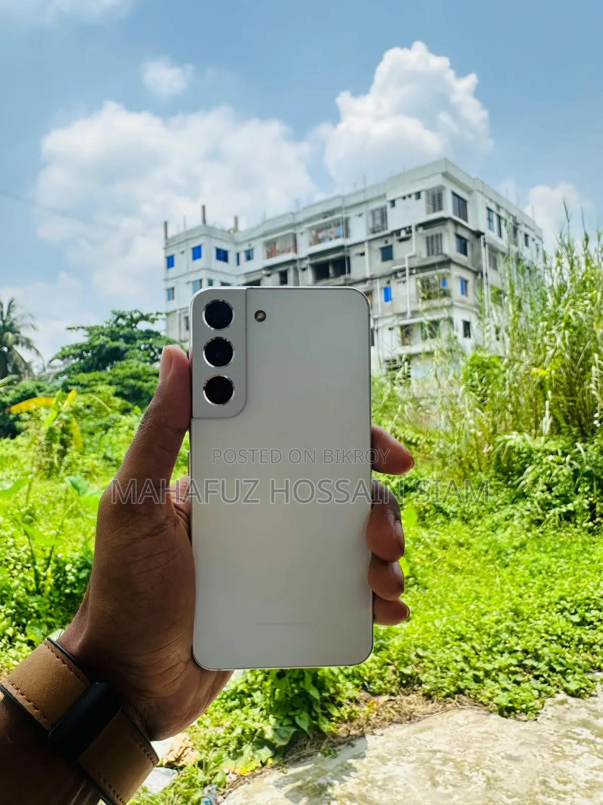 স্যামসাং গ্যালাক্সি এস২২ ৫জি ১২৮ জিবি হোয়াইট