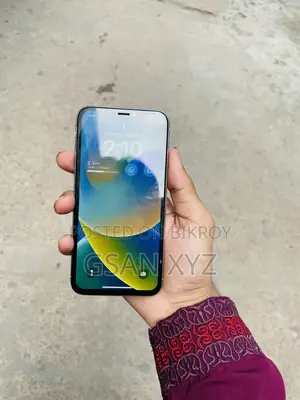 অ্যাপল আইফোন এক্স ২৫৬ জিবি হোয়াইট