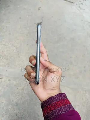 অ্যাপল আইফোন এক্স ২৫৬ জিবি হোয়াইট