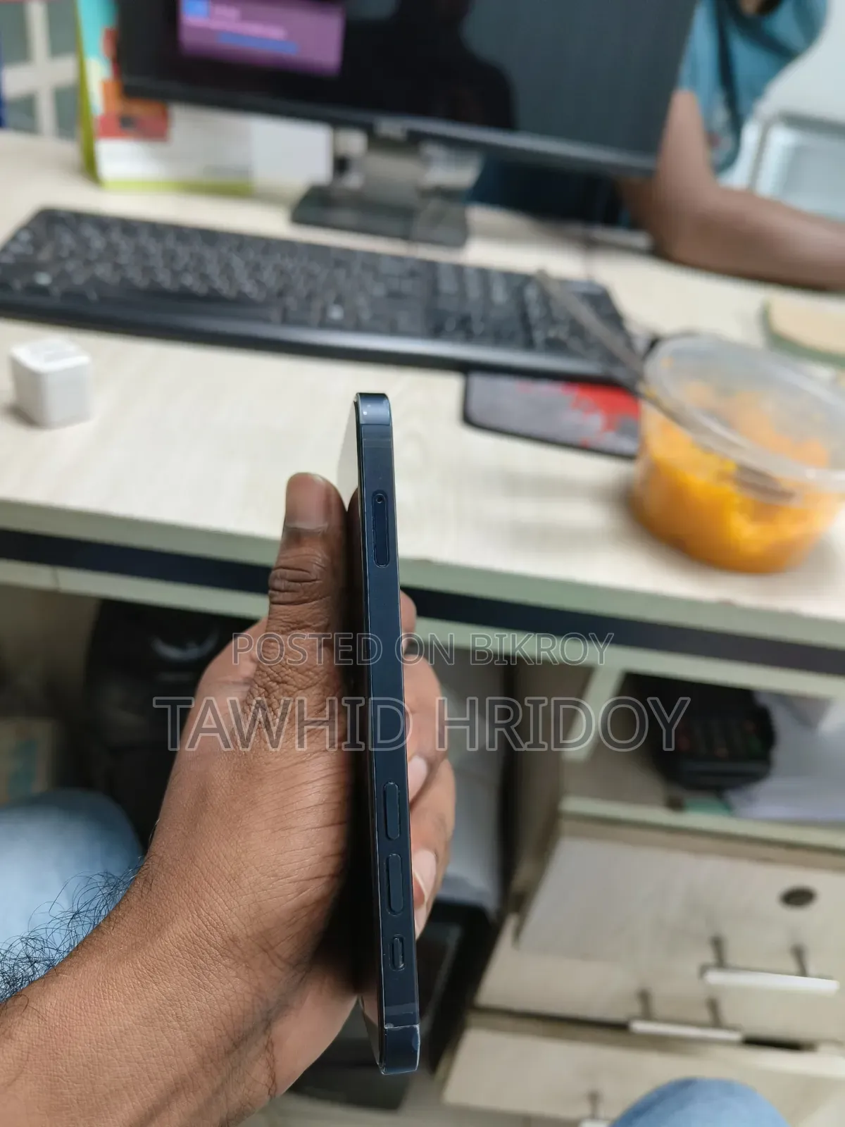 অ্যাপল আইফোন ১২ ১২৮ জিবি ব্ল্যাক
