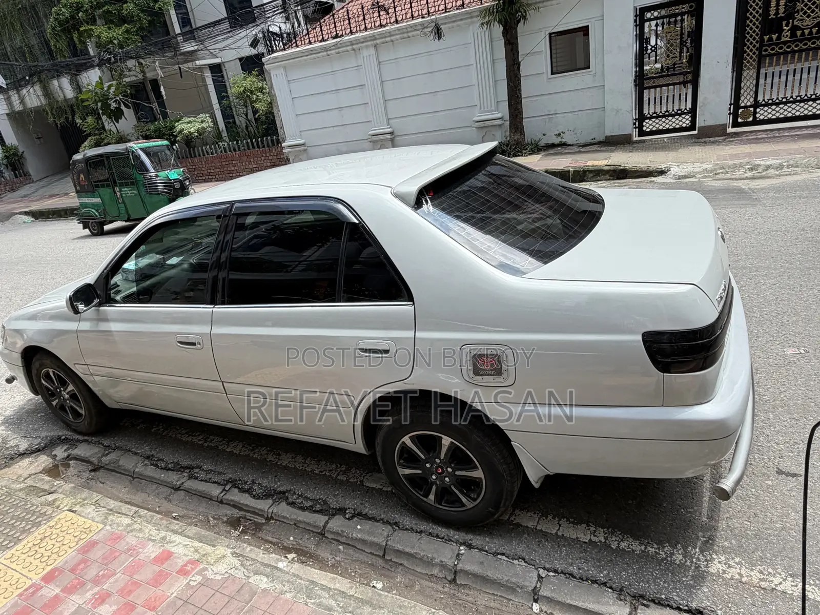 Toyota Corona Premio 2000 Pearl