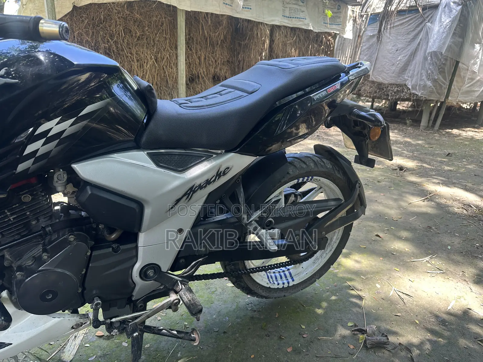 TVS Apache RTR 160 4V 2020 Black