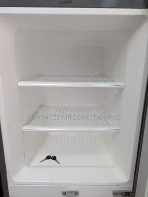Walton Golapi Colour Glass Door Fridge 184 Ltr.
