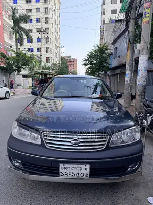 নিসান সানি ২০০৫ ব্লু