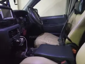 Toyota Noah 2006 White