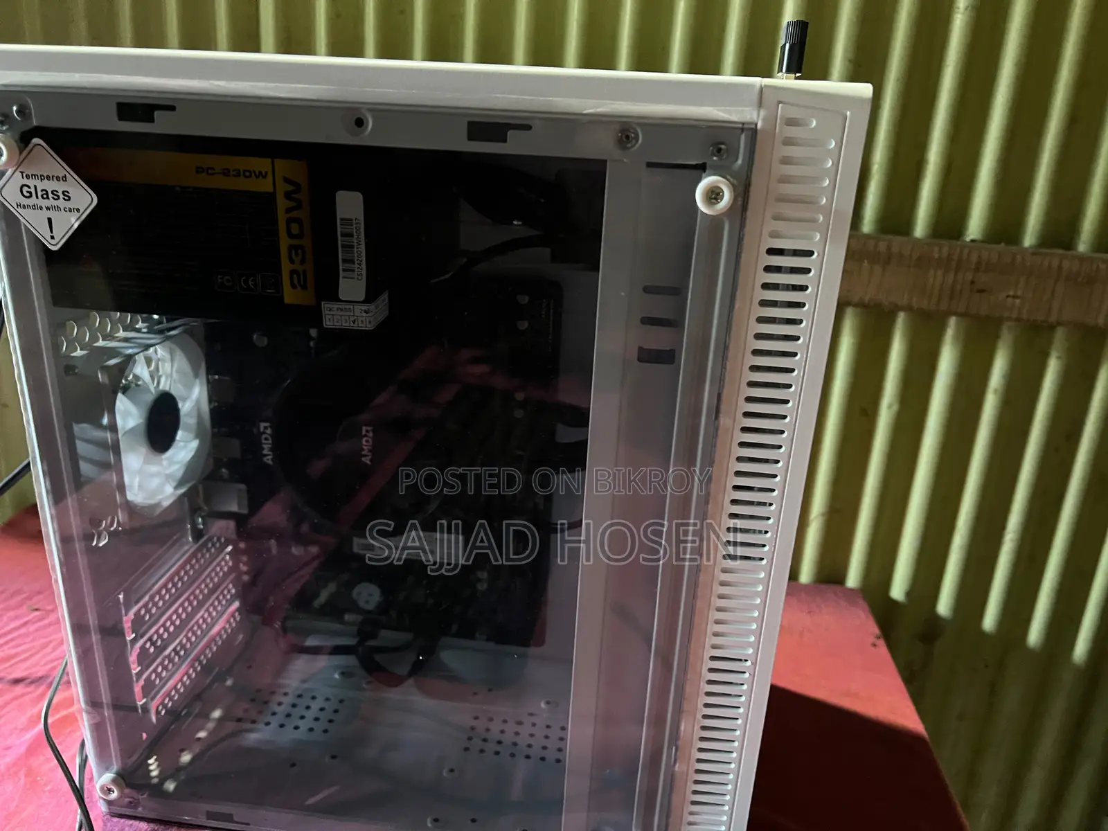 Desktop Computer Gigabyte 8GB AMD Ryzen 5 SSD 128GB