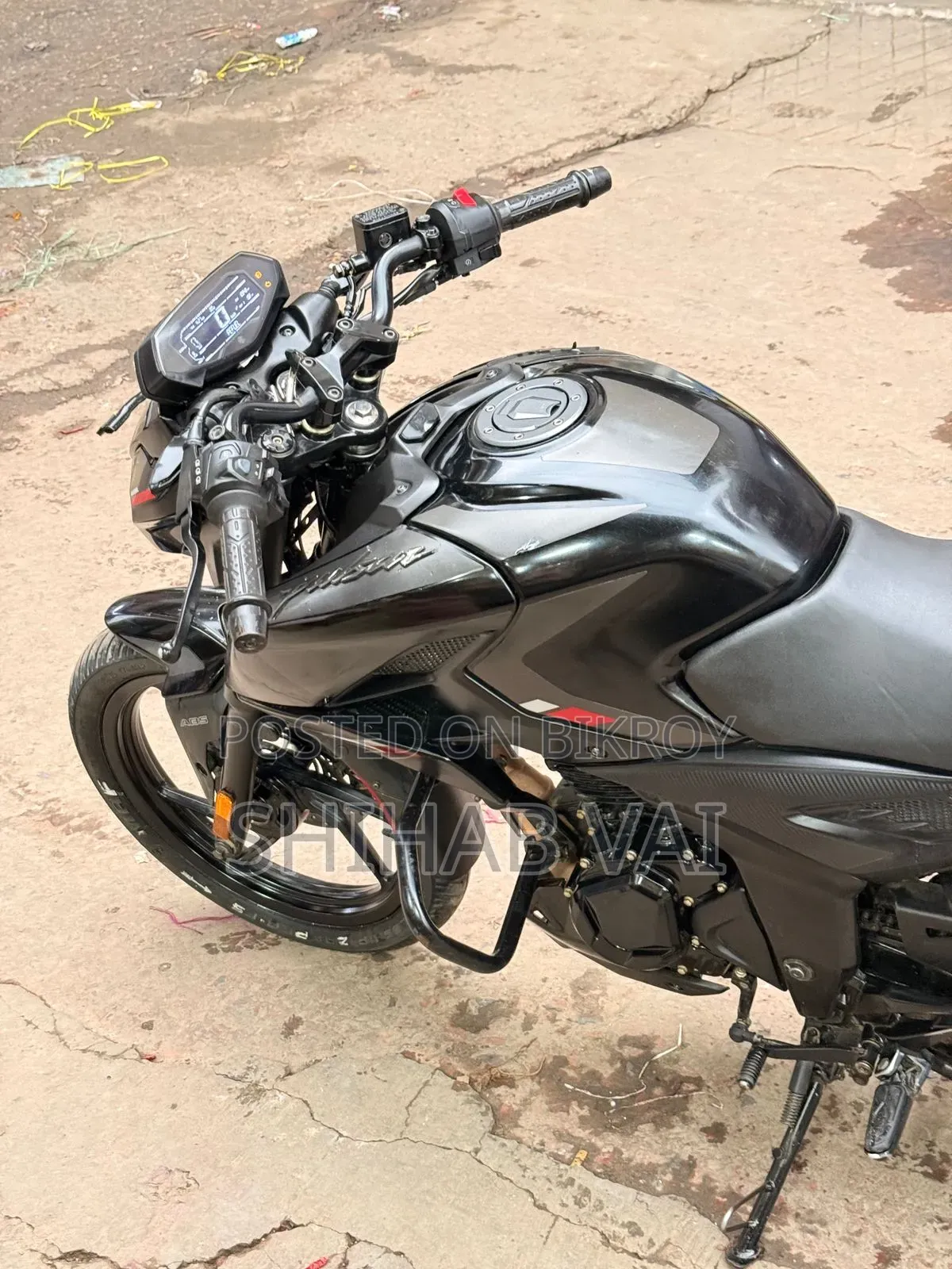 Bajaj Pulsar N150 2026 Black