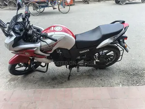 Yamaha Fazer V1 2015 White