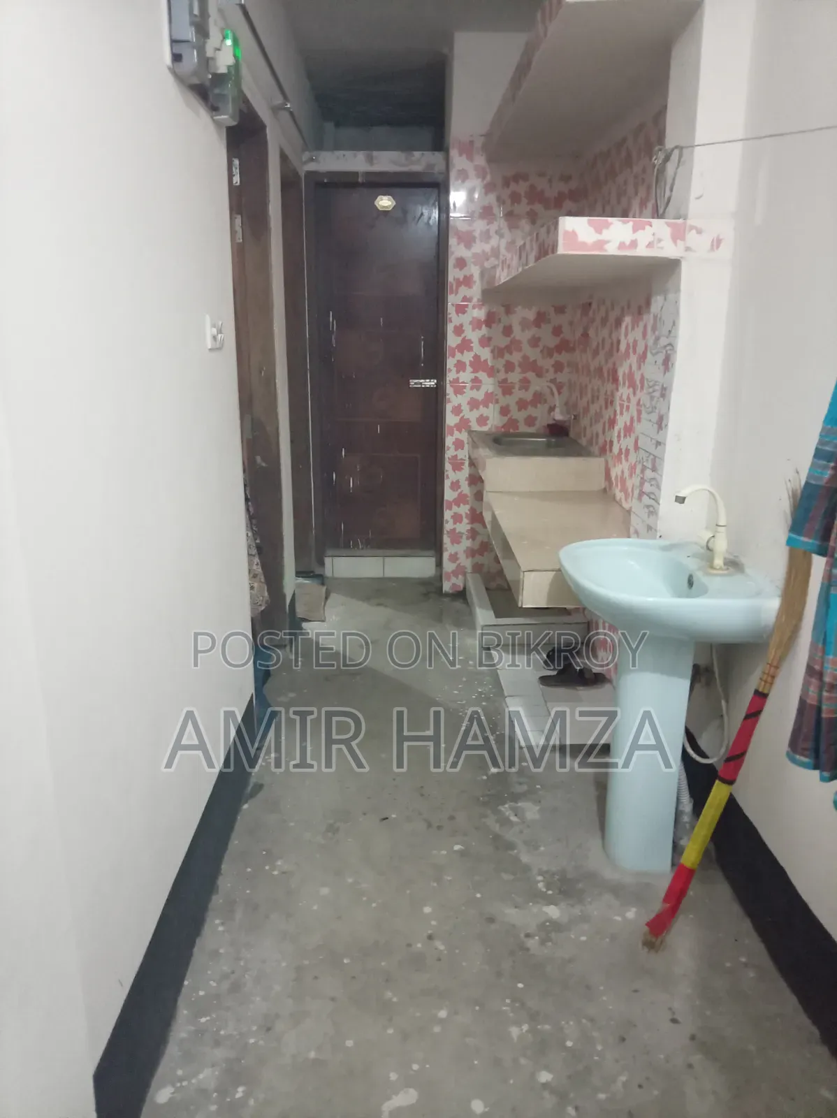 উত্তরায় আসবাবপত্রসহ মিনি ফ্ল্যাট বিক্রয়ের জন্য
