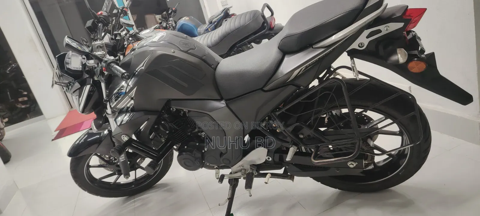 Yamaha FZS V2 2025 Black