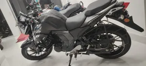 Yamaha FZS V2 2025 Black