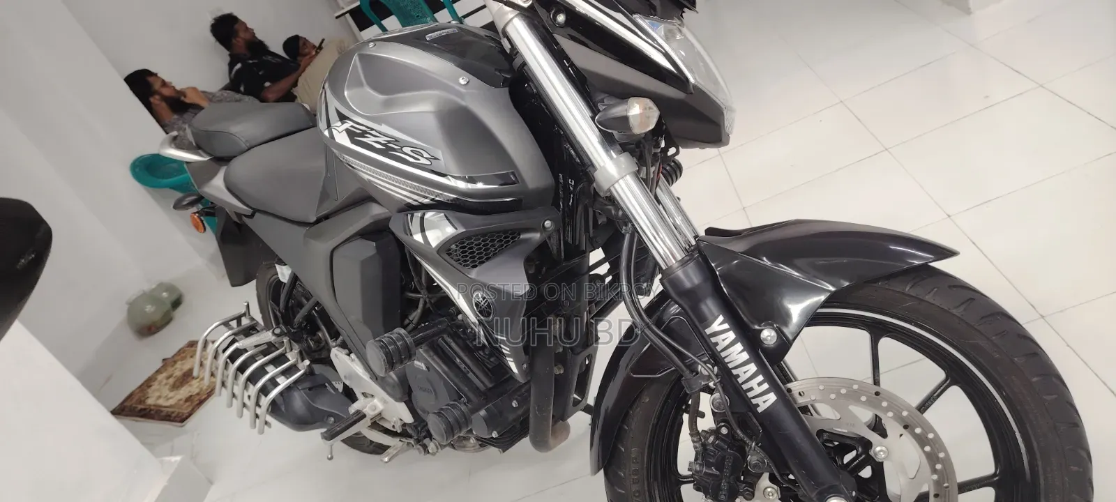 Yamaha FZS V2 2025 Black