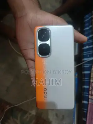 iQOO 256 GB Orange
