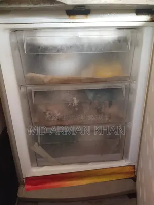 LG ফ্রিজ 12সিফট
