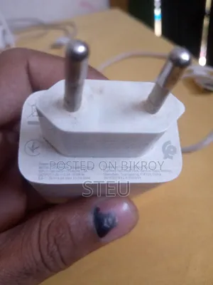 ৩৩ ওয়াট সুপারভুক চার্জার