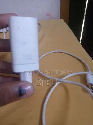 ৩৩ ওয়াট সুপারভুক চার্জার