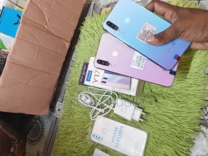 Vivo Y17 256 GB