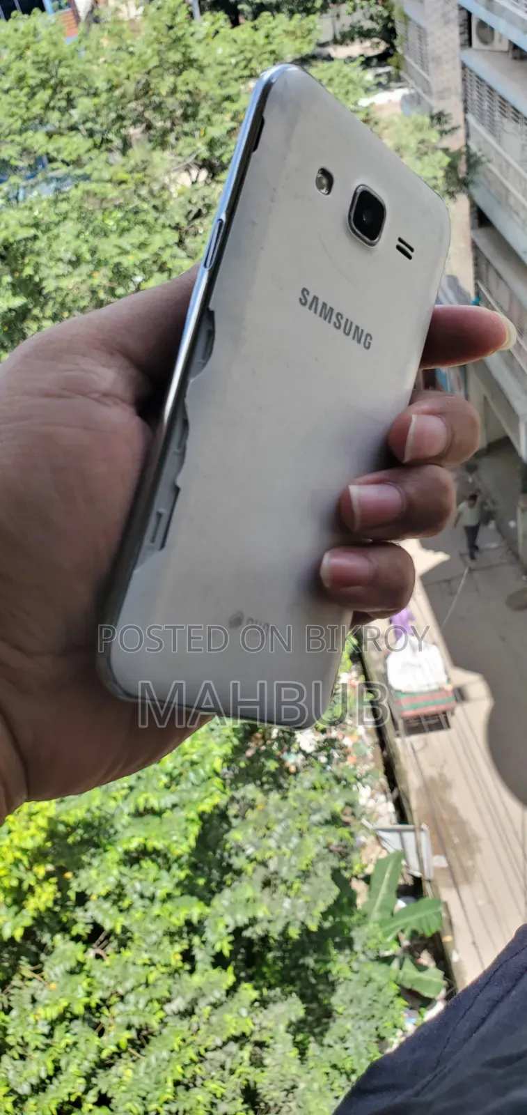 Samsung Galaxy J5 8 GB White
