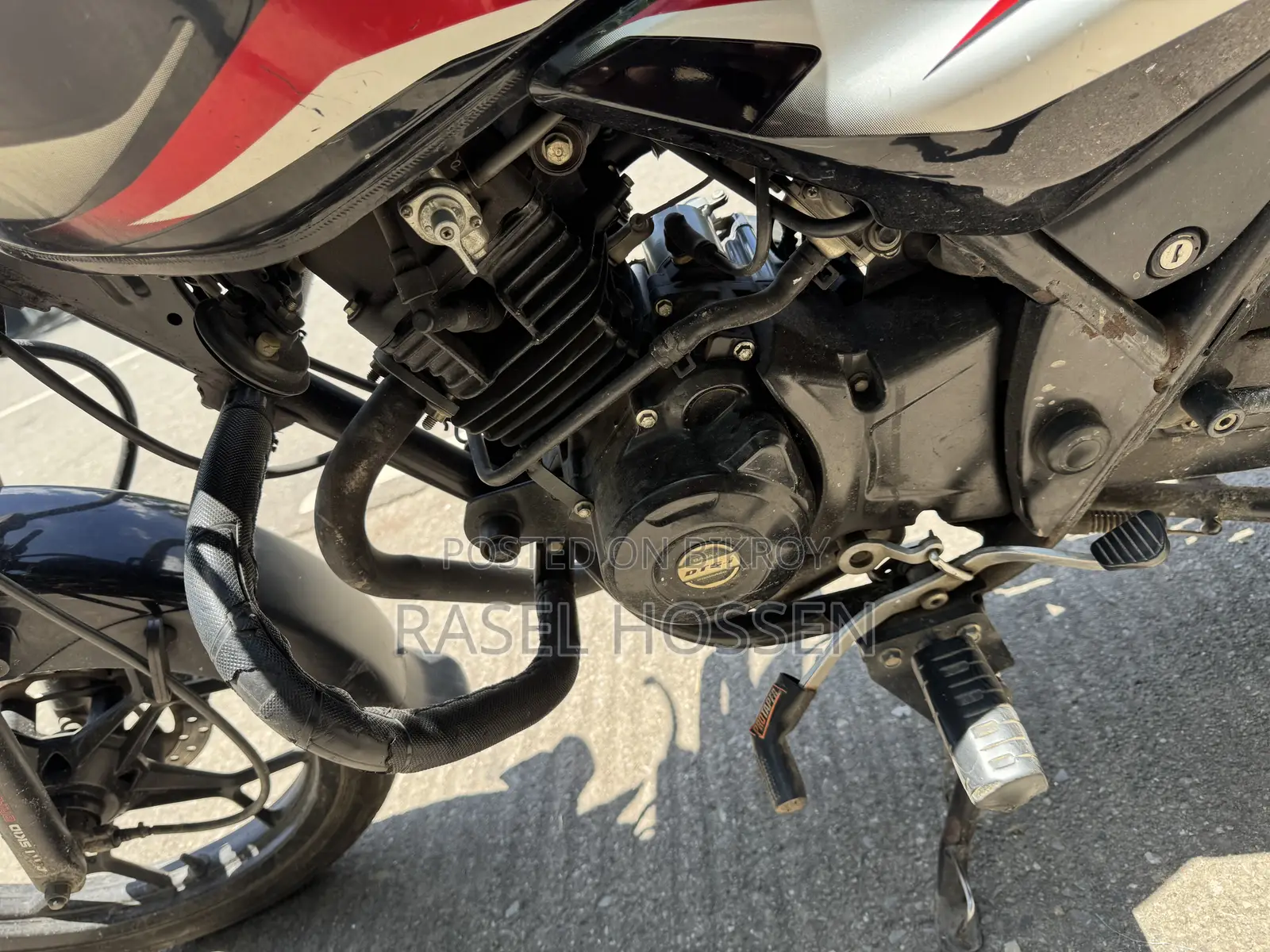 Bajaj Discover 125 2021 Black