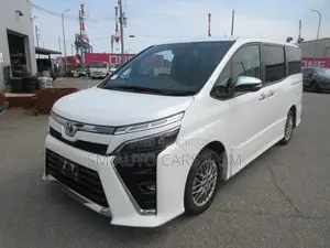 Toyota Voxy Hybrid ZS Kirameki III 2WD 7-Seater 2021 Pearl