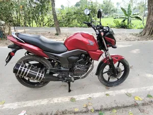 Honda Unicorn 2016 Red