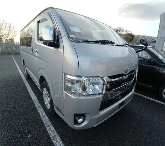 Toyota HiAce 2021 Silver