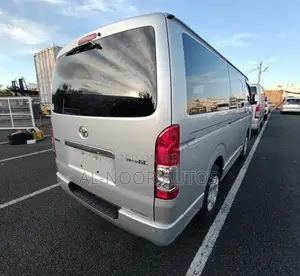 Toyota HiAce 2021 Silver