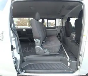Toyota HiAce 2021 Silver