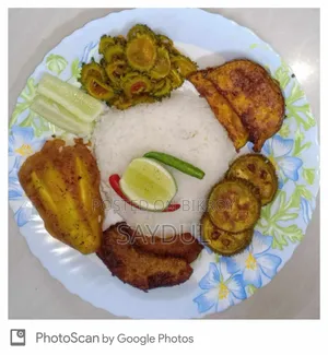 Eat homemade food while sitting in the office