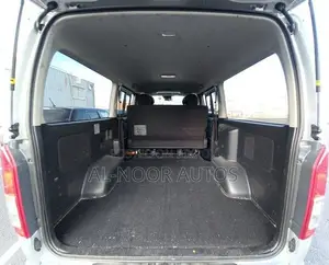 Toyota HiAce 2021 Silver