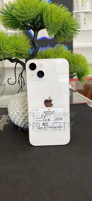 Apple iPhone 13 128 GB White