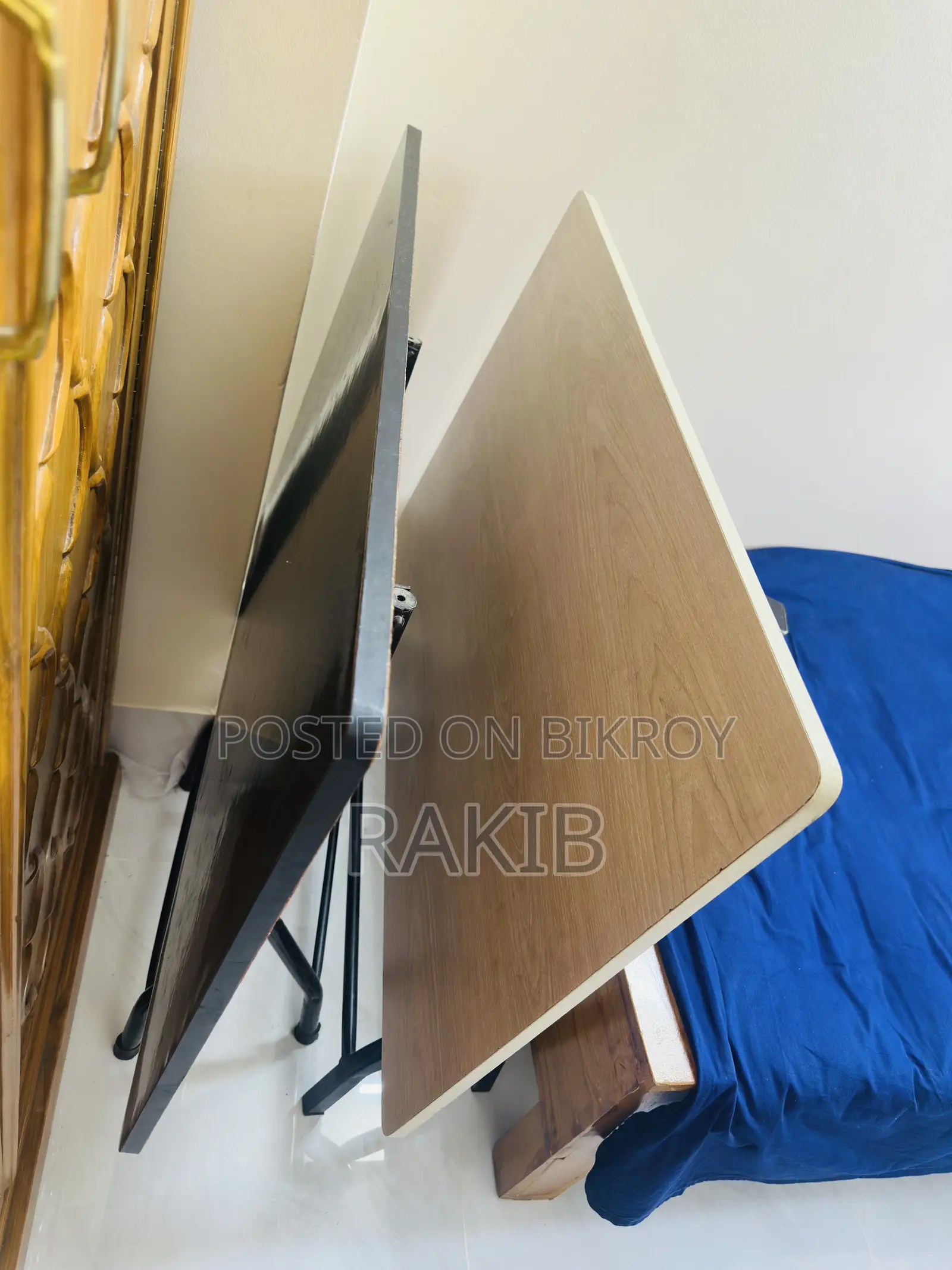Reading Table