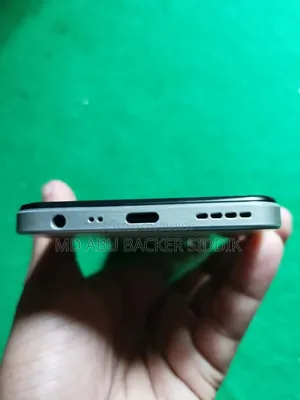 Realme V30 128 GB Gold