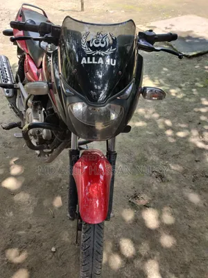 Bajaj Pulsar 150 2015 Red