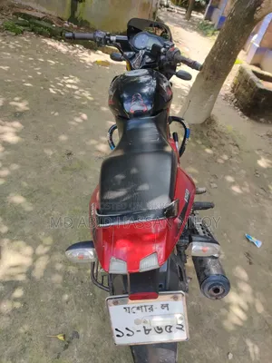 Bajaj Pulsar 150 2015 Red