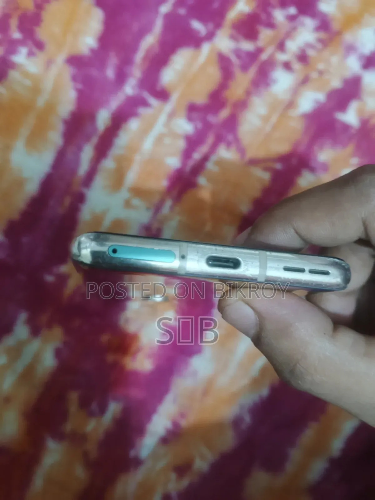ওয়ানপ্লাস ৮ ১২৮ জিবি