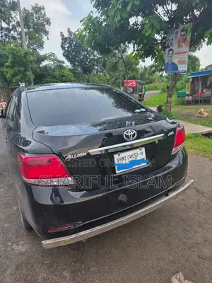 টয়োটা অ্যালিওন ২০১৭ কালো