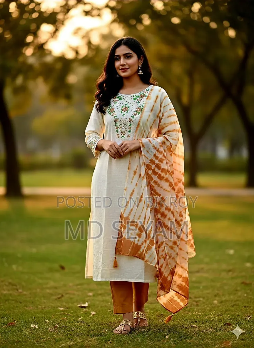 নারী প্রিমিয়াম ড্রেসেস