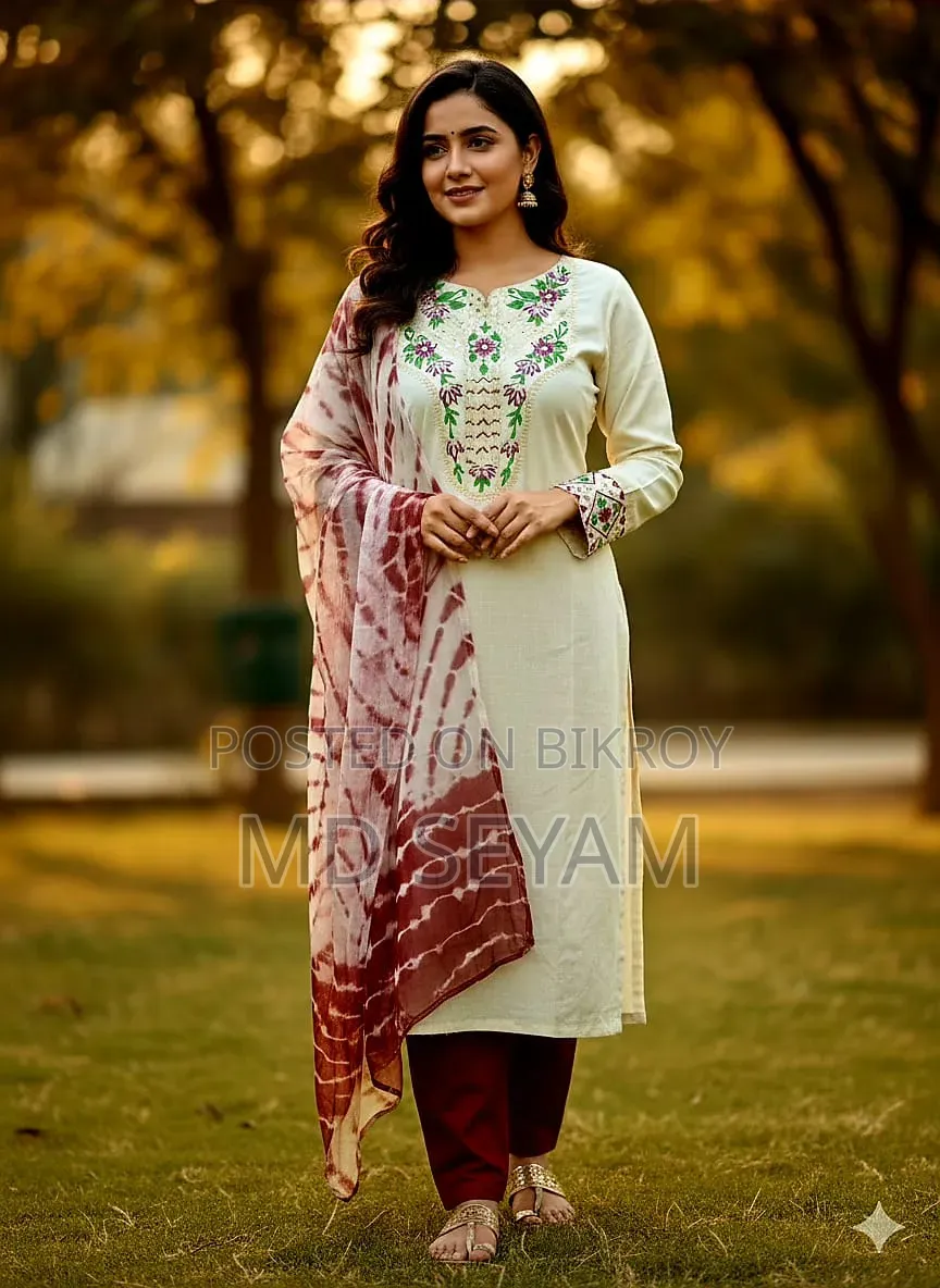 নারী প্রিমিয়াম ড্রেসেস