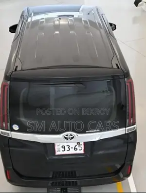 টয়োটা নোয়া ২০২১ কালো